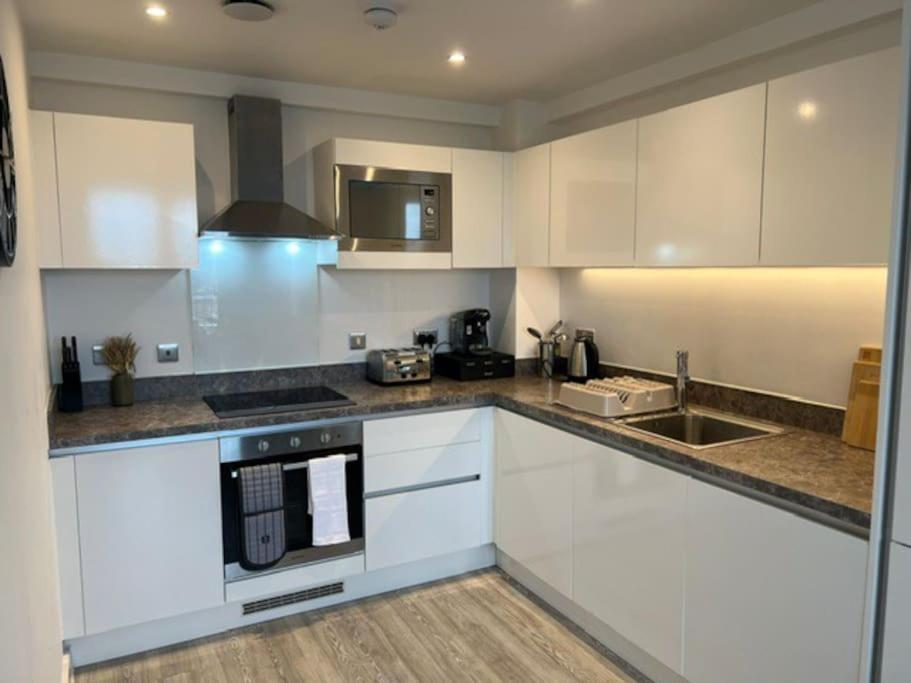 Prime Suite 2 Bedroom Apartment With Rooftop Terrace Manchester Eksteriør billede